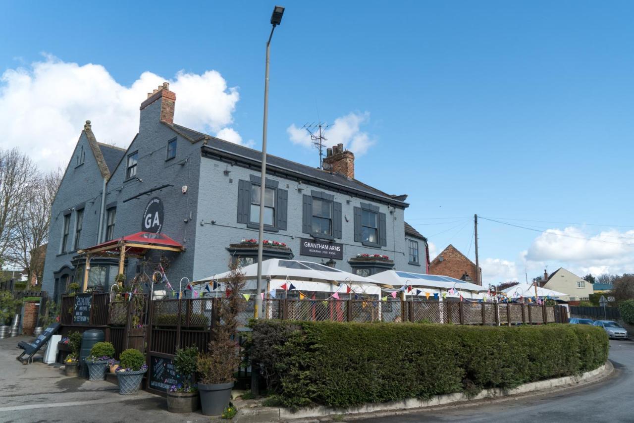 Grantham Arms Hotel Boroughbridge Exterior photo